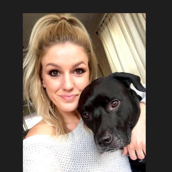 Meet your Posher, Heather - Picture 3 of 3